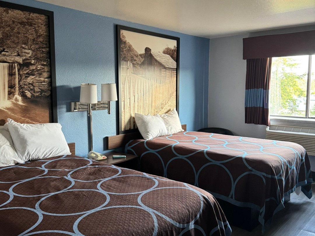 Super 8 by Wyndham Corbin/London KY主图