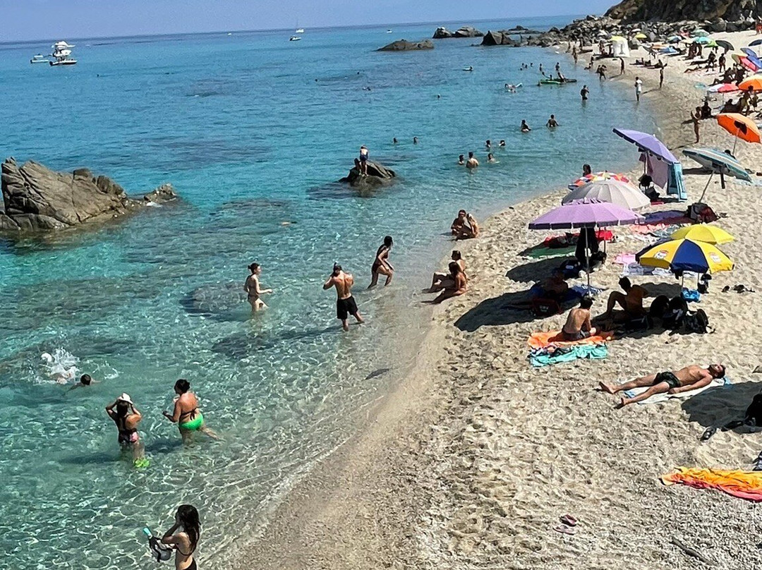 Spiaggia Paradiso del sub-Zambrone必去景点