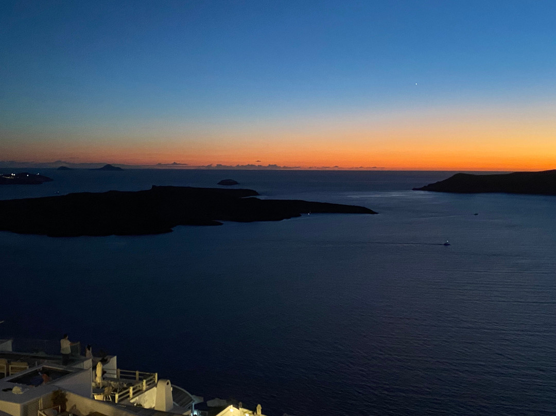 Panoramatic View On Caldera With Three Bells-费拉必去景点
