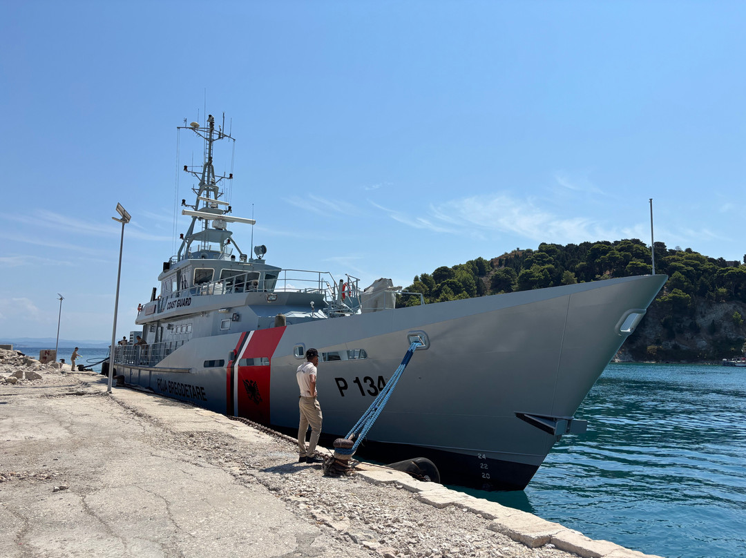 Sazan Island-夫罗勒必去景点