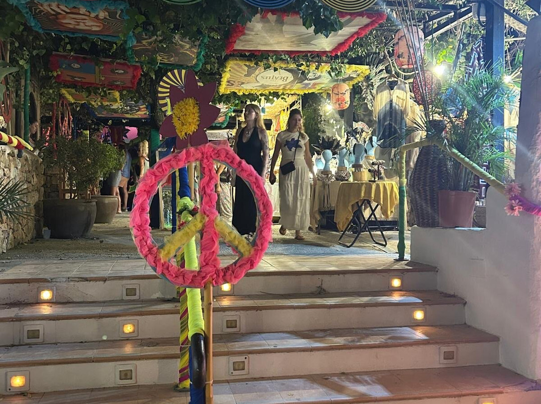 Mercadillo Las Dalias-Sant Carles de Peralta必去景点