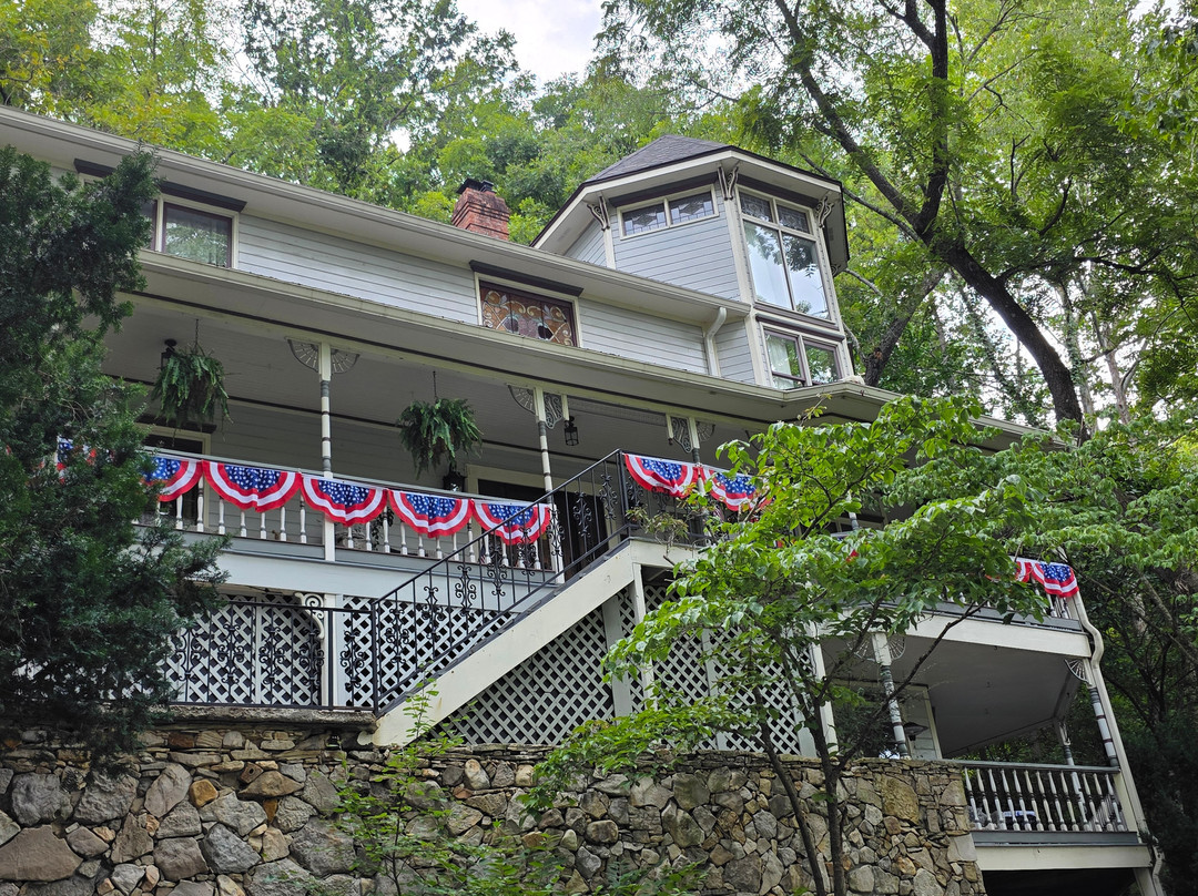 Arsenic and Old Lace Bed & Breakfast Inn主图