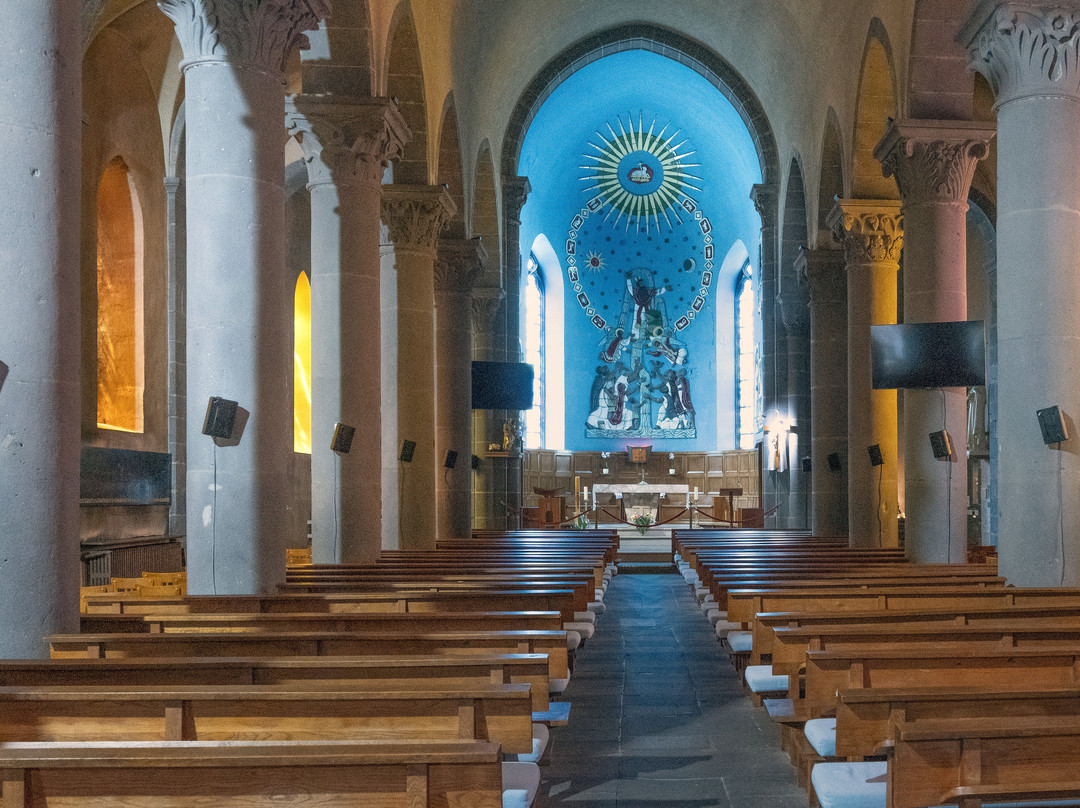 Eglise Saint-Pardoux-蒙多尔必去景点