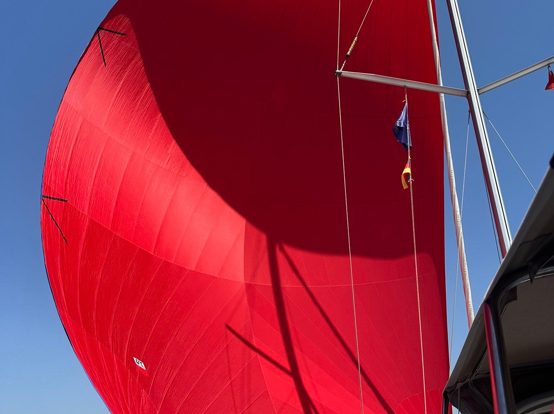 Navigare Yachting-马尔马里斯必去景点