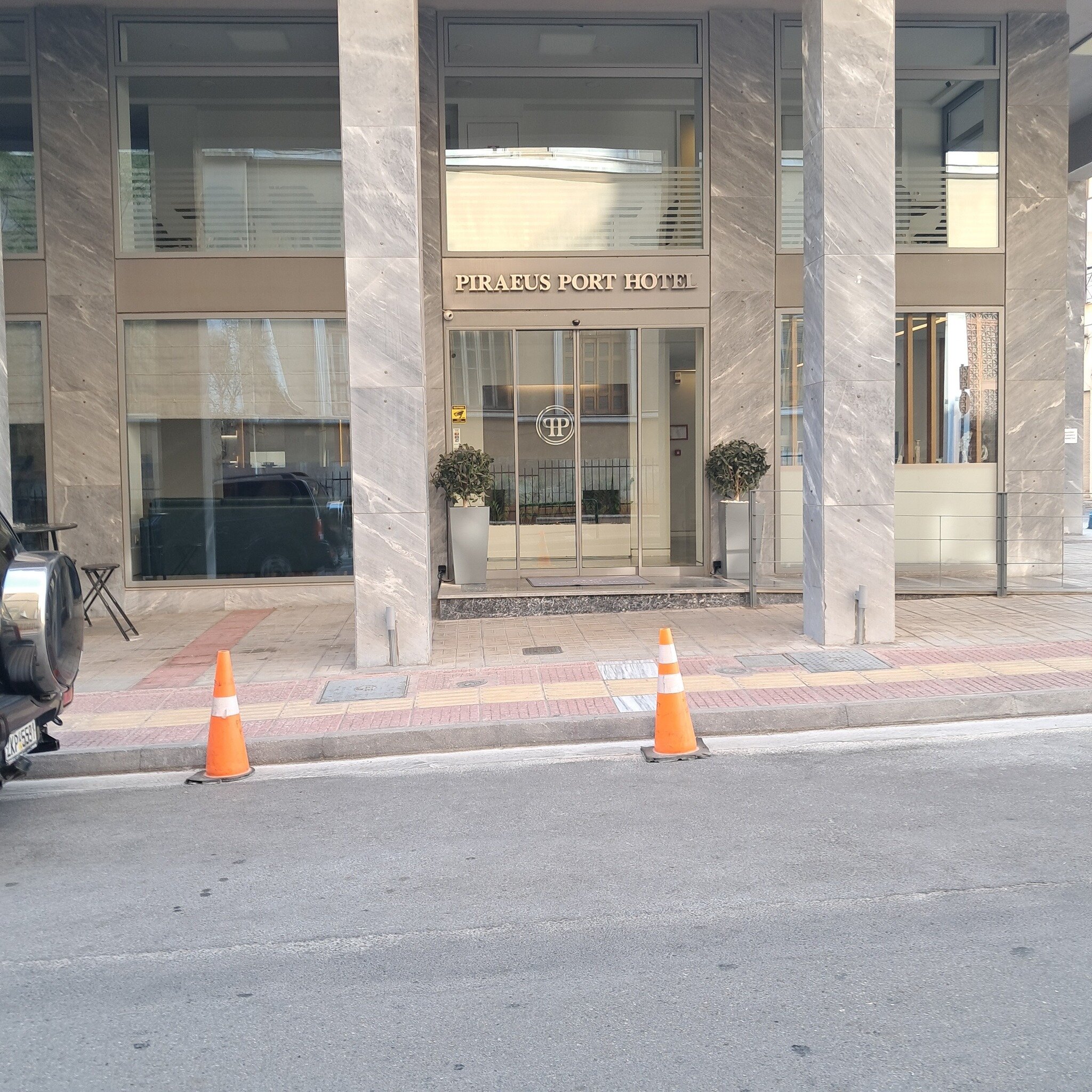 Piraeus Port Hotel-浴室