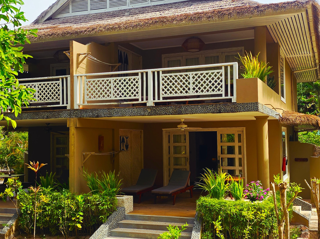 乐德麦尼得劳昂吉瑞尔度假村和Spa主图