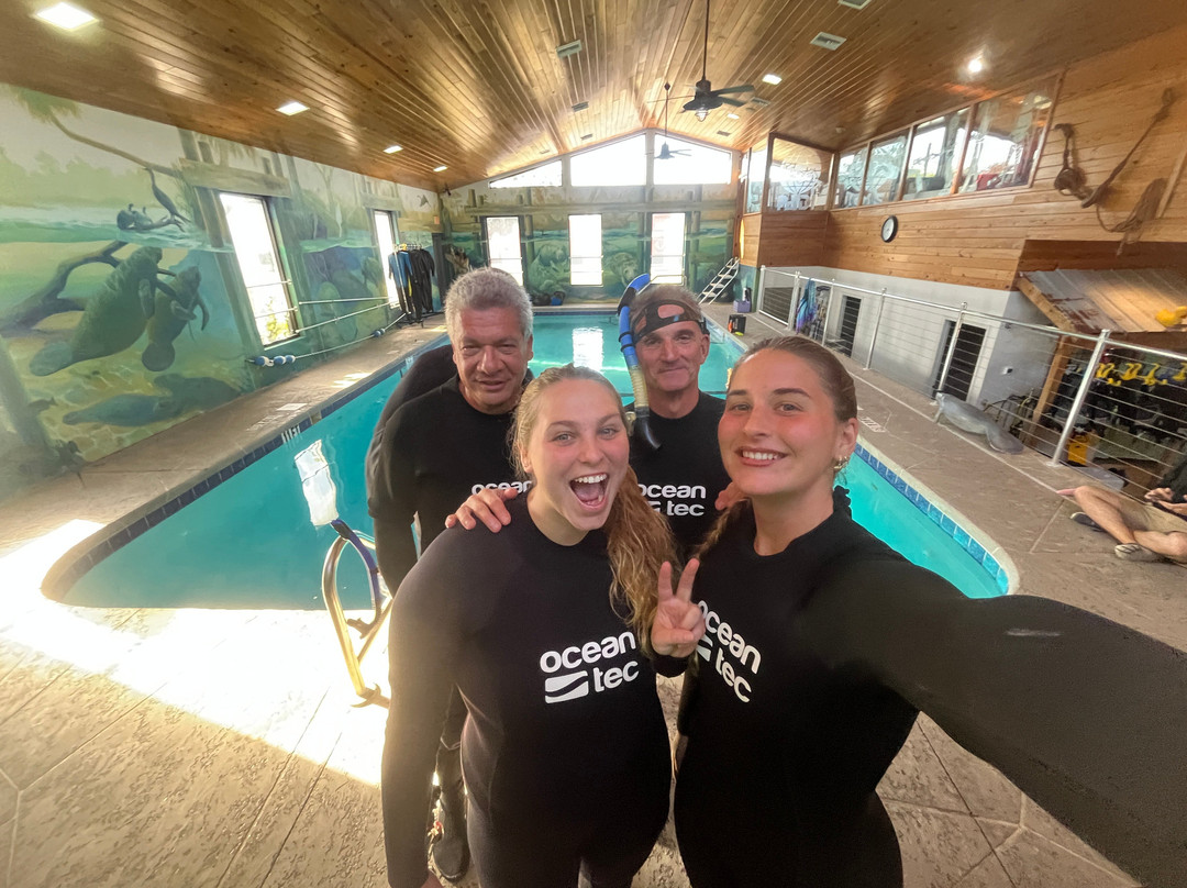 American Pro Diving Center-克里斯特尔里弗必去景点