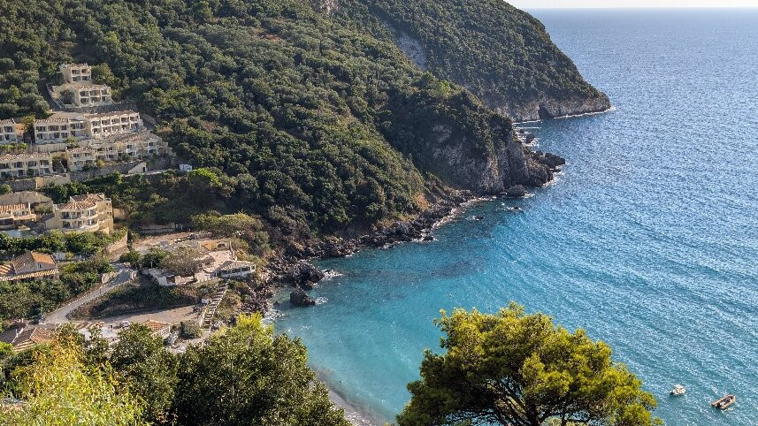 Aegeo Spas-Istron必去景点