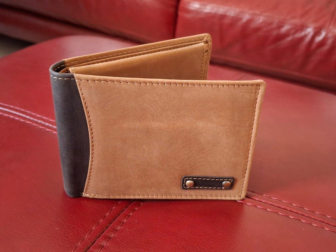 Jirakis Handcrafted Leather-Analipsi必去景点