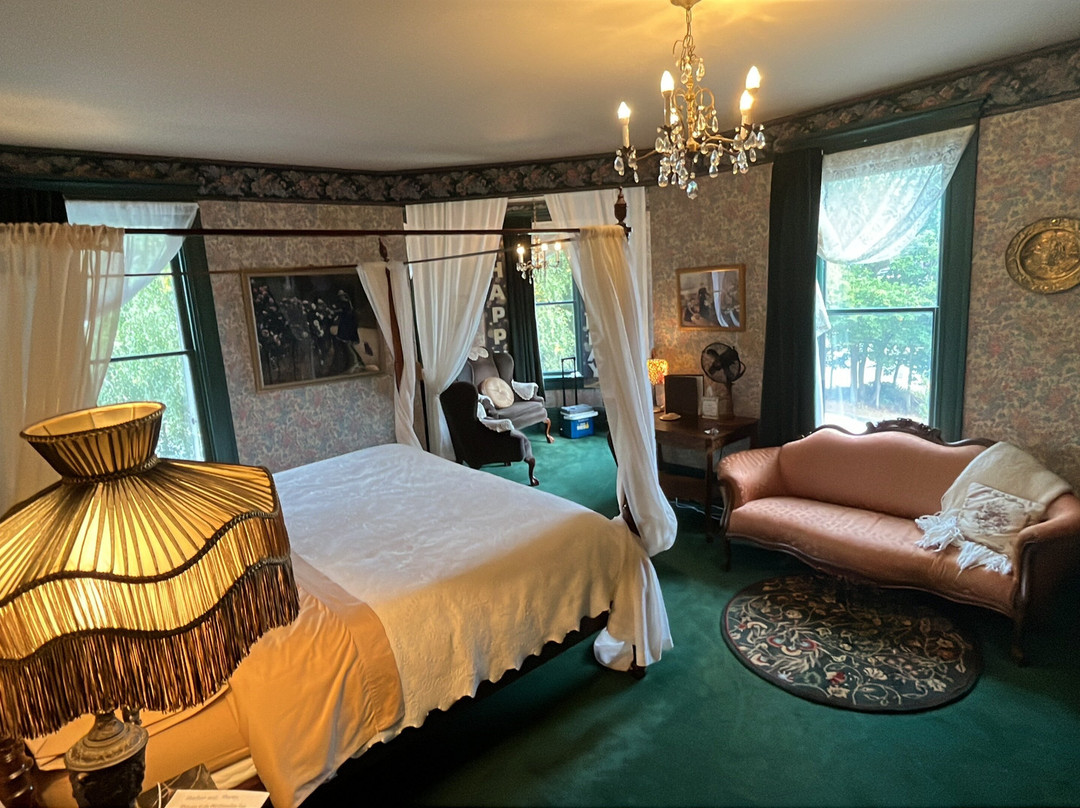 Old Consulate Inn主图