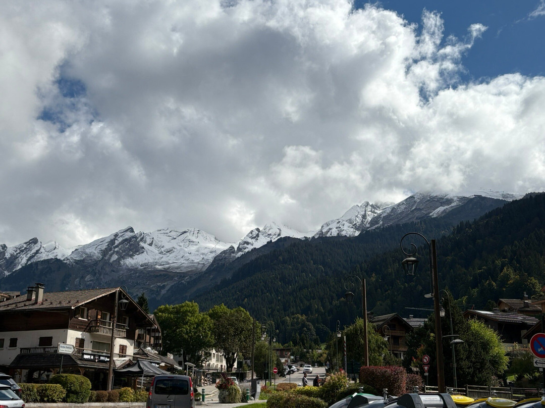 Col des Aravis-拉克吕萨必去景点