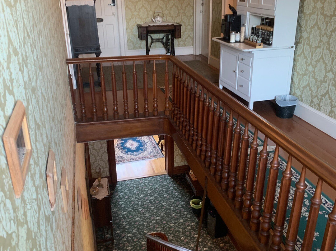 Limestone Mansion Bed & Breakfast主图