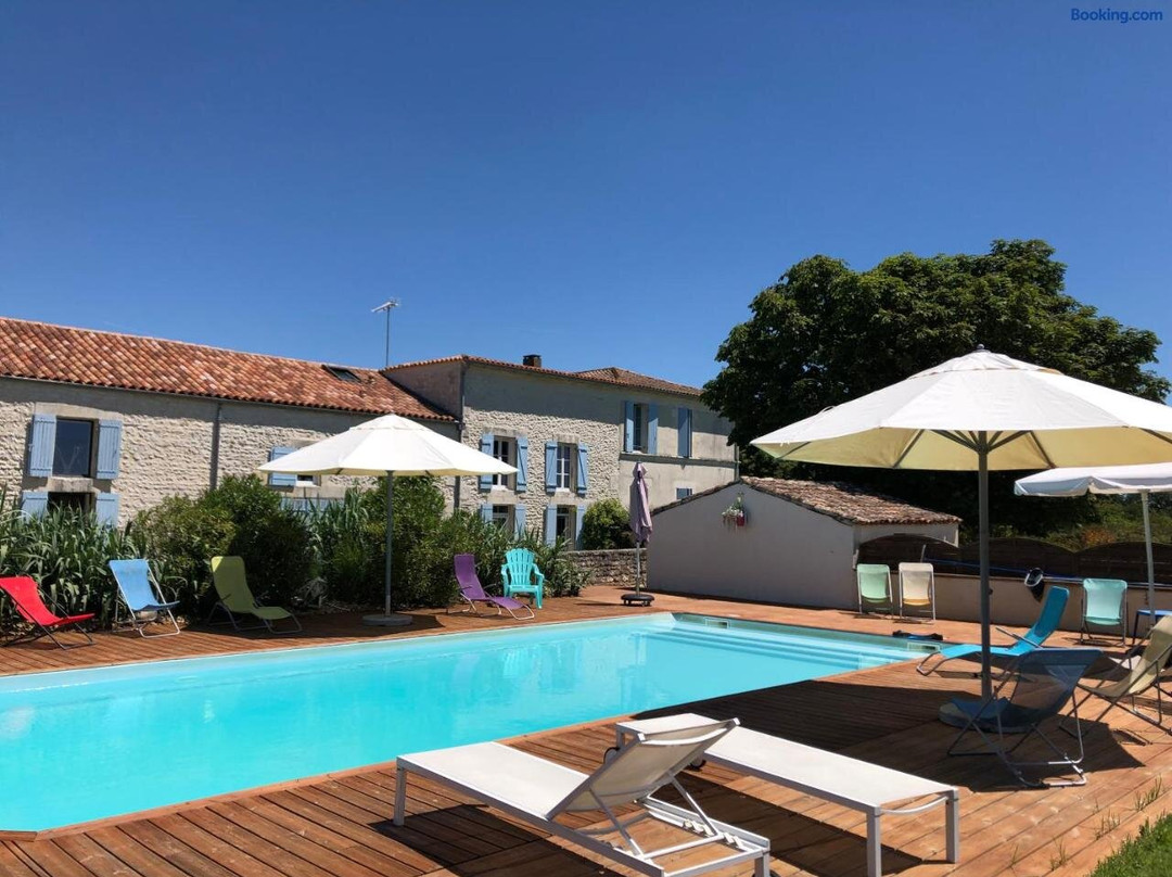 Le Domaine Des Aguins