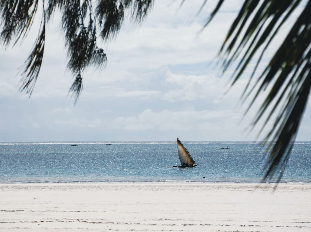 Lantana Galu Beach主图