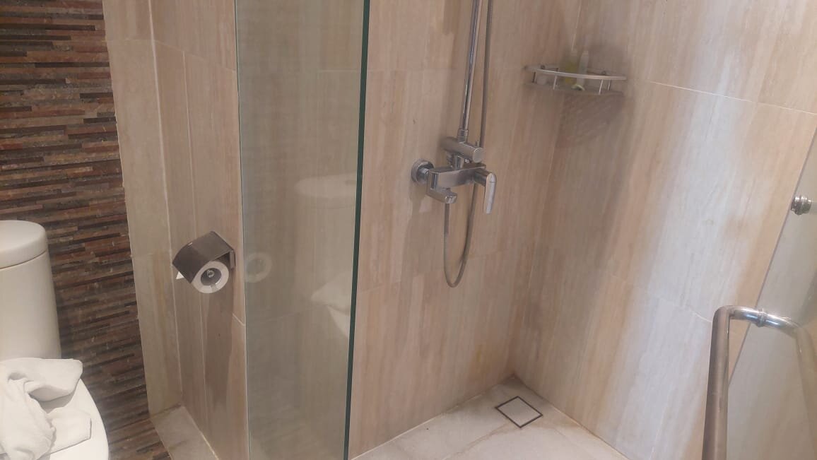 Senyum World Hotel-浴室