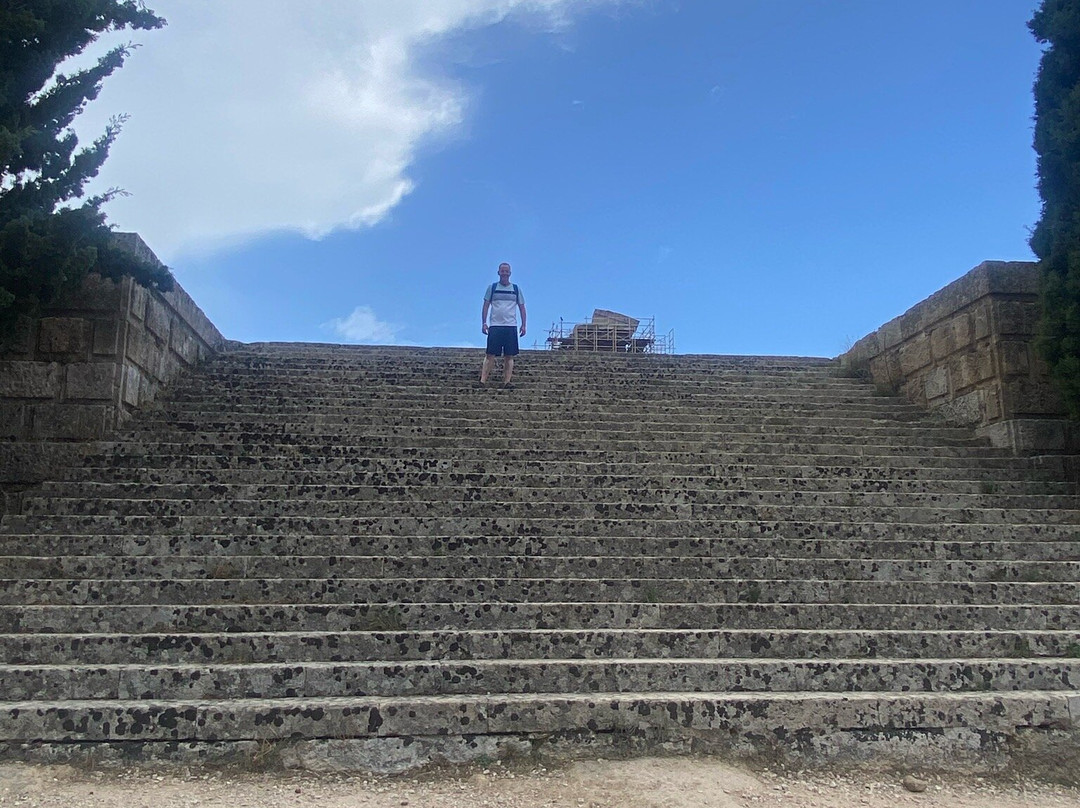 The Acropolis of Rhodes-罗德城必去景点