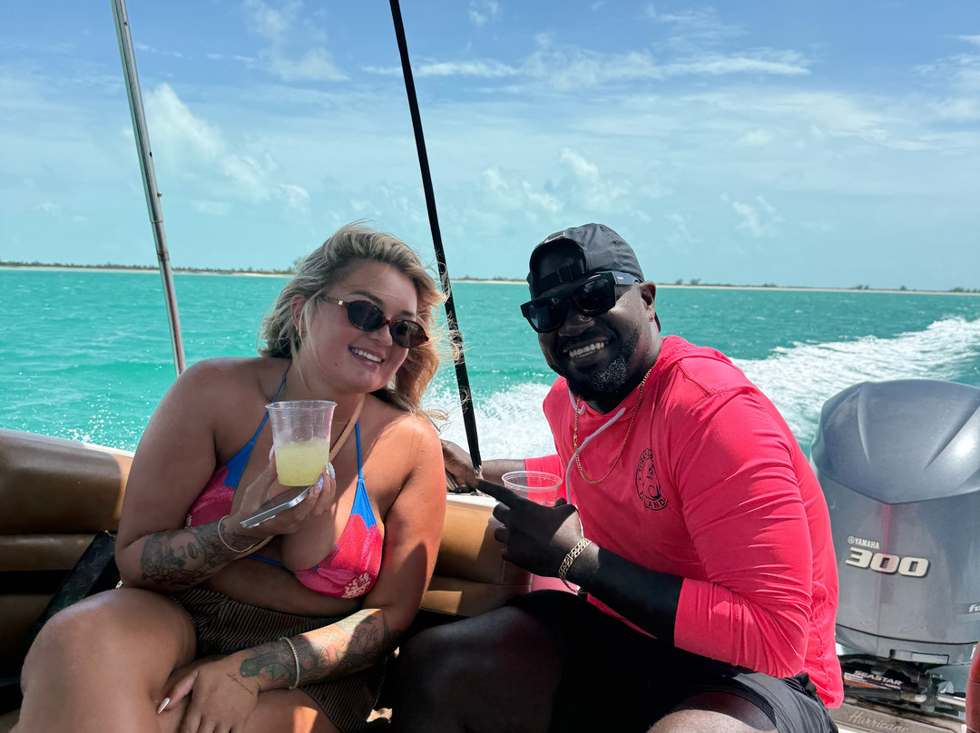 Rising Tide Tours-普罗维登西亚莱斯必去景点