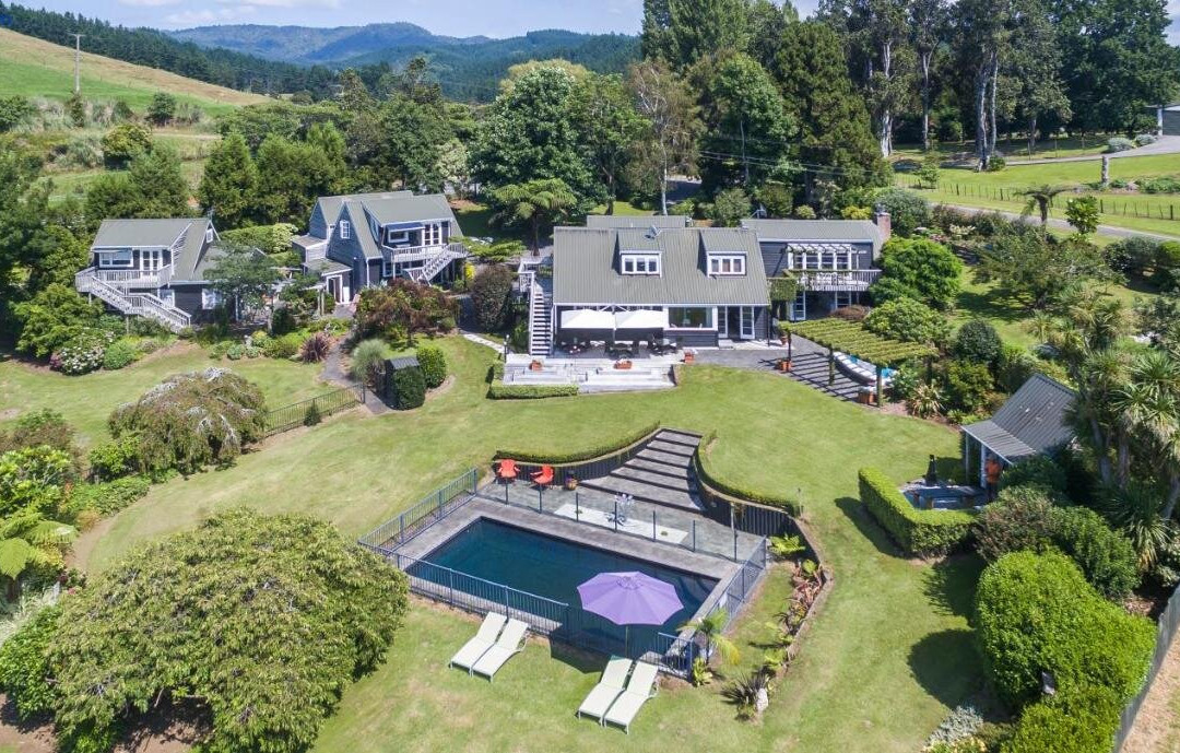 布伦顿山林小屋
