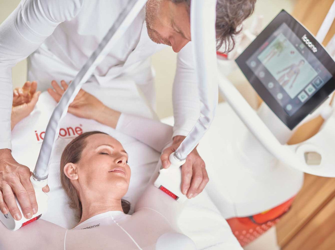 icoone by Anzhelika Wyss-奥普菲孔必去景点