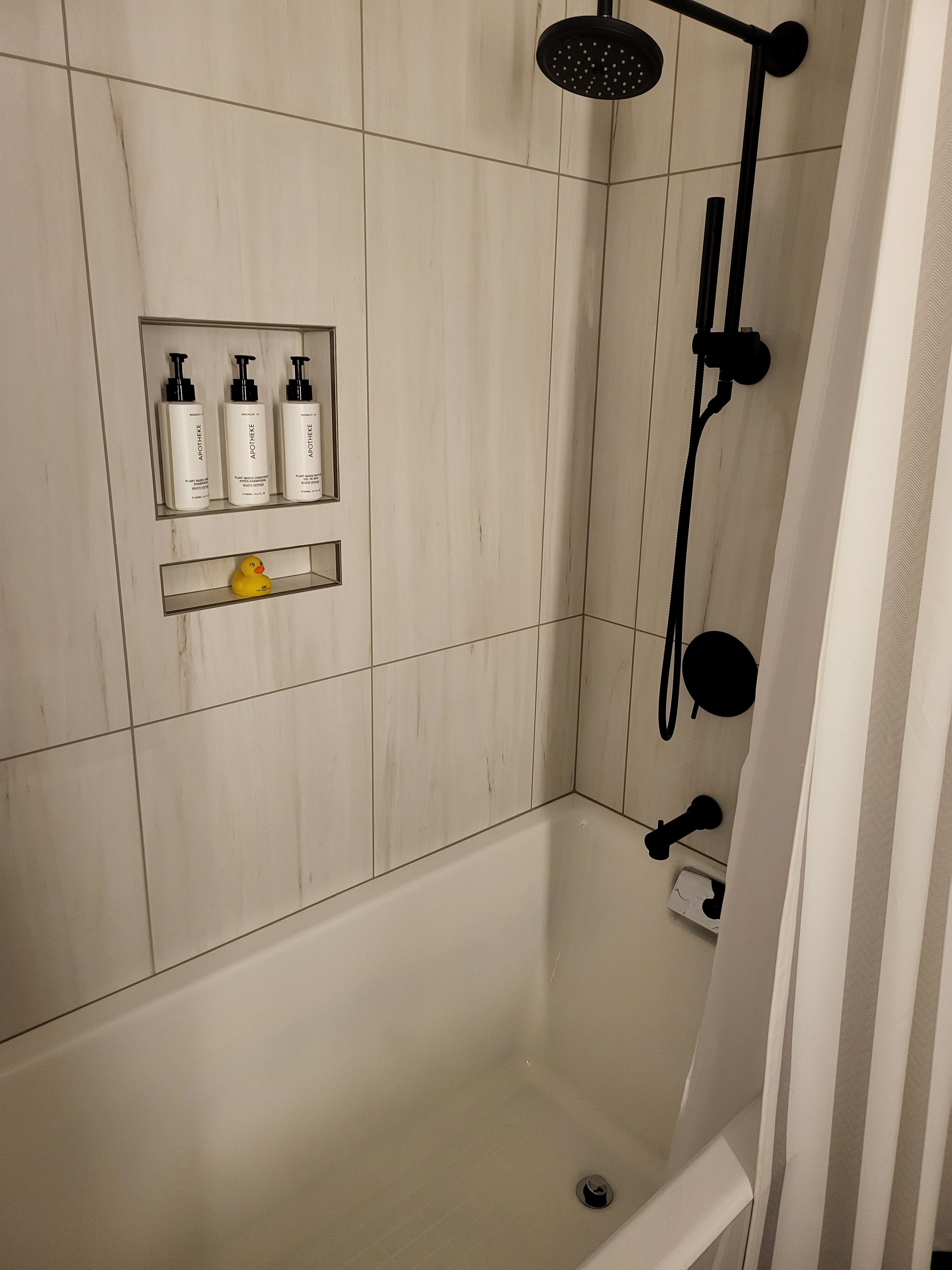 The Watermark Hotel-浴室