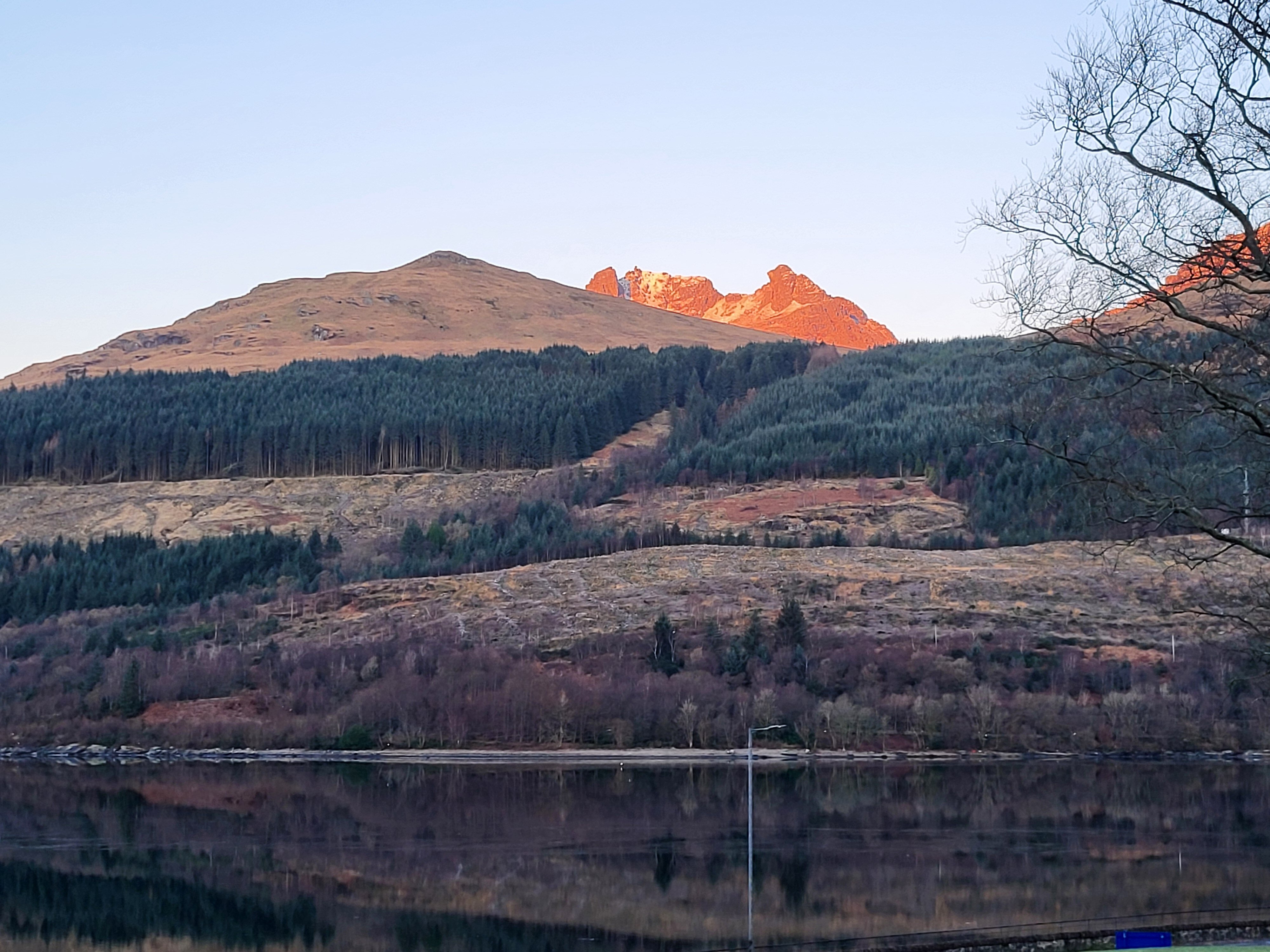 The Caledonian Claymore Hotel-官方