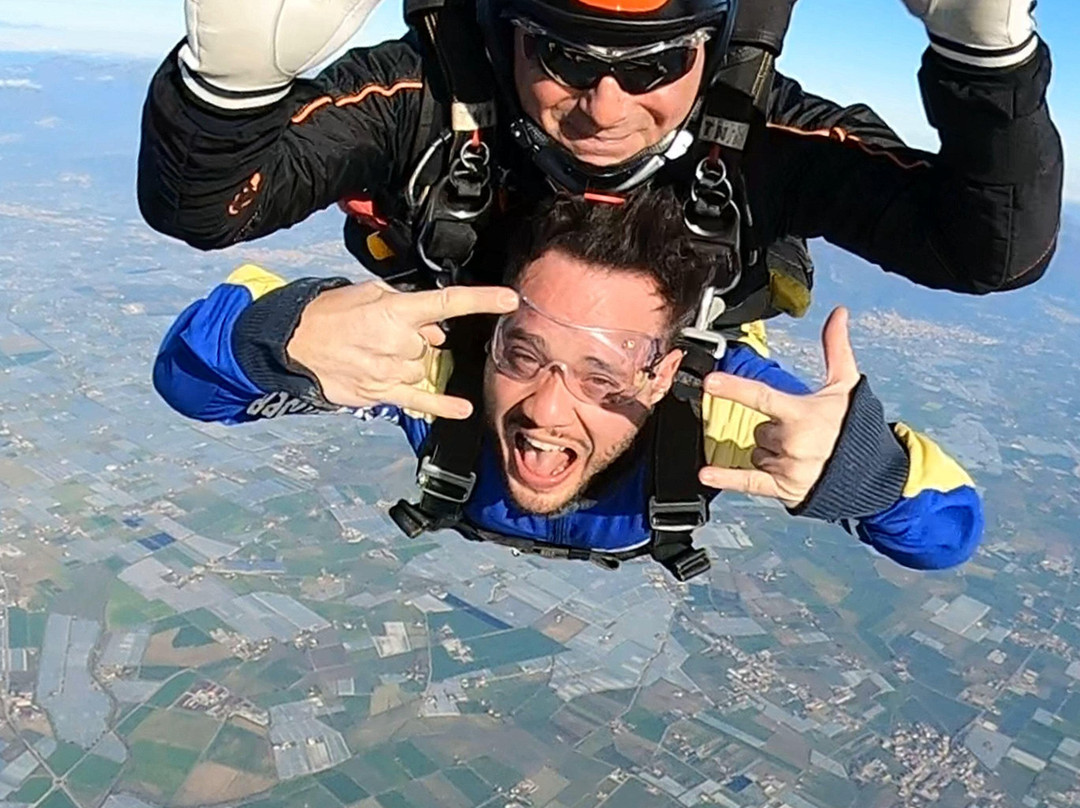 Skydive Salerno-卡帕乔-帕埃斯图姆必去景点