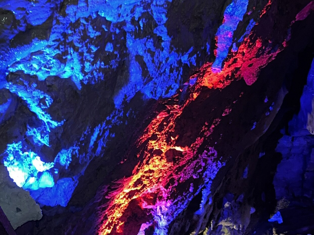 Howe Caverns-Howes Cave必去景点