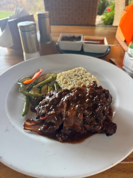 尼凡娜餐厅加疗养酒店-官方