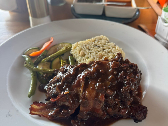 Nirvana Restaurant Retreat主图