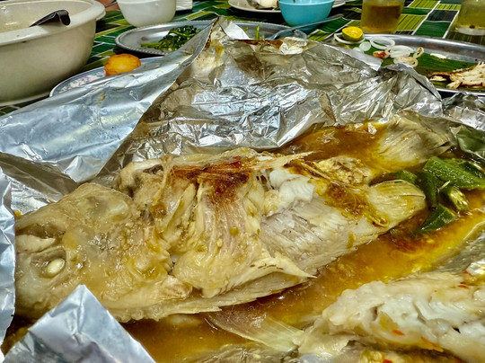Kedai Makanan Pokok Jati Teak Garden Grilled Fish
