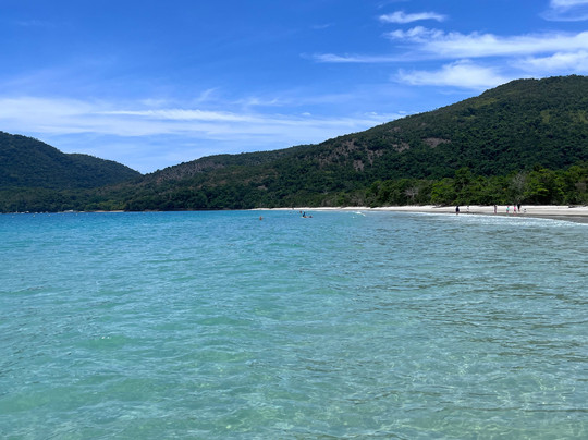 Lancha Claudio Ubatuba-乌巴图巴必去景点