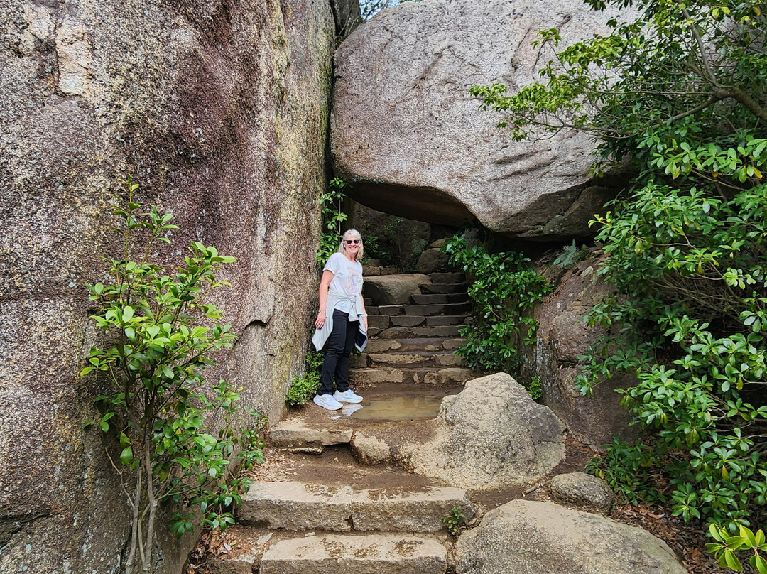 Kuguri Rock-Itsukushima必去景点