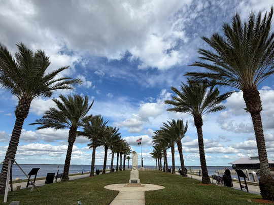 Sanford RiverWalk-桑福德必去景点