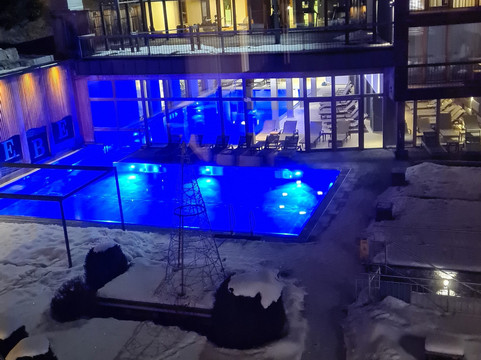 达斯克朗塔勒酒店主图