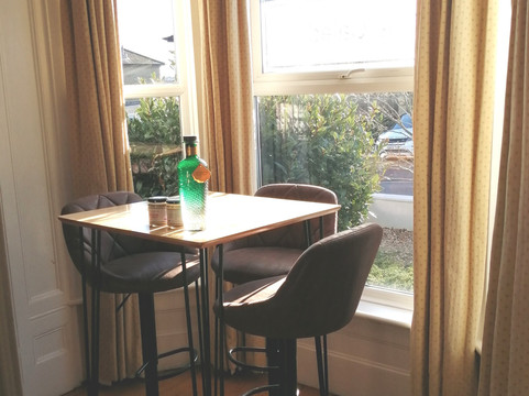 卡利登旅馆主图