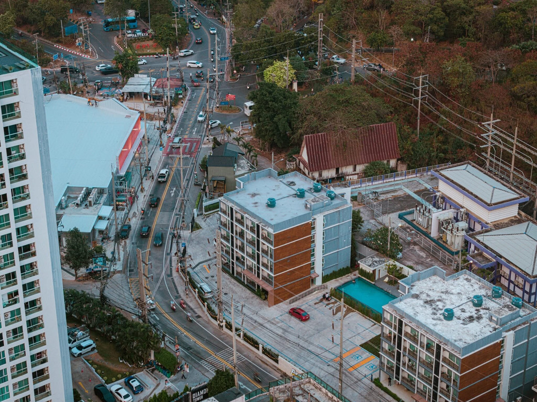 Fourium Pattaya Hotel and Serviced Residence主图