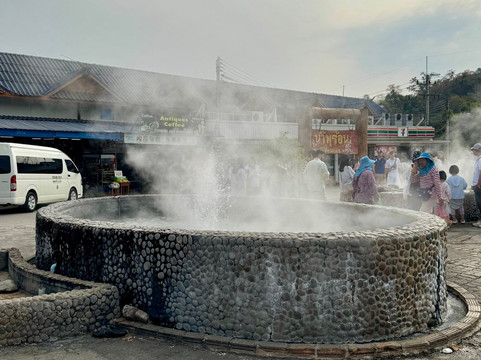 Mae Khachan Hot Spring-远巴保县必去景点