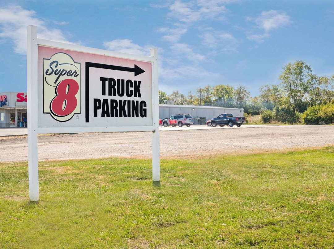 梅斯维尔温德姆速8酒店