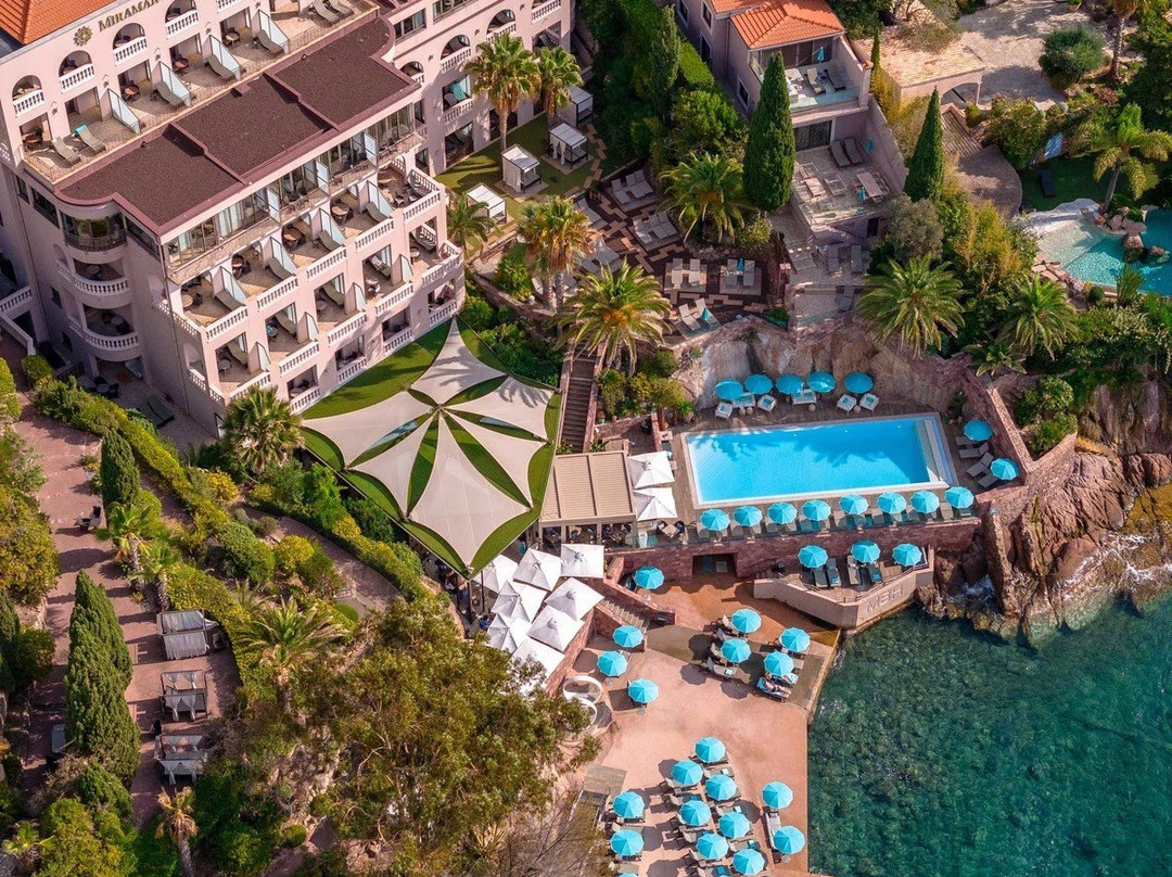 特乌尔须梅酒店住宿-Tiara Miramar Beach Resort