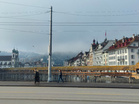 斯普洛耶桥-卢塞恩必去景点