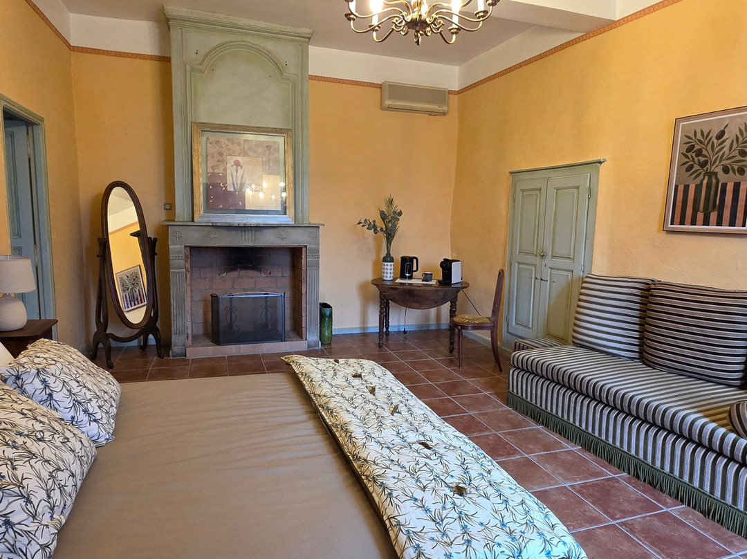 L'oustal Des Rameaux主图