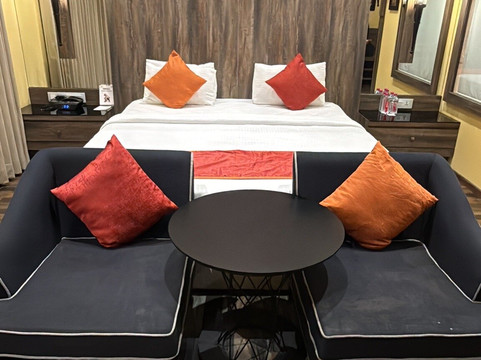 萨亚锡拉杰克特酒店主图