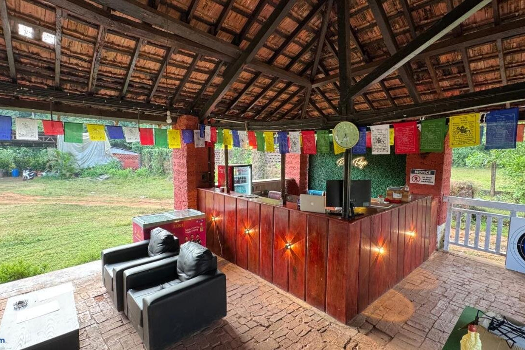 River Edge Resort & Cafe