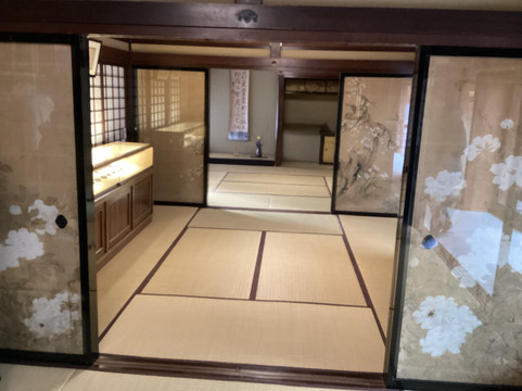 长町武家屋敷通-金泽市必去景点