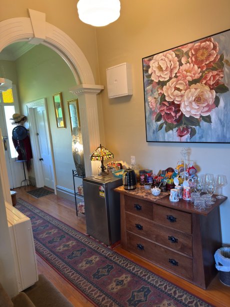 安格尔西之家旅馆-官方