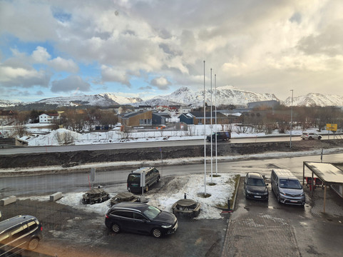 Lofosenteret Shopping Mall