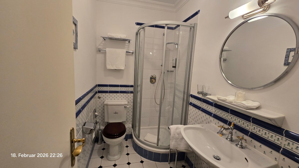 德尔科勒恩普瑞兹罗曼蒂克酒店-浴室