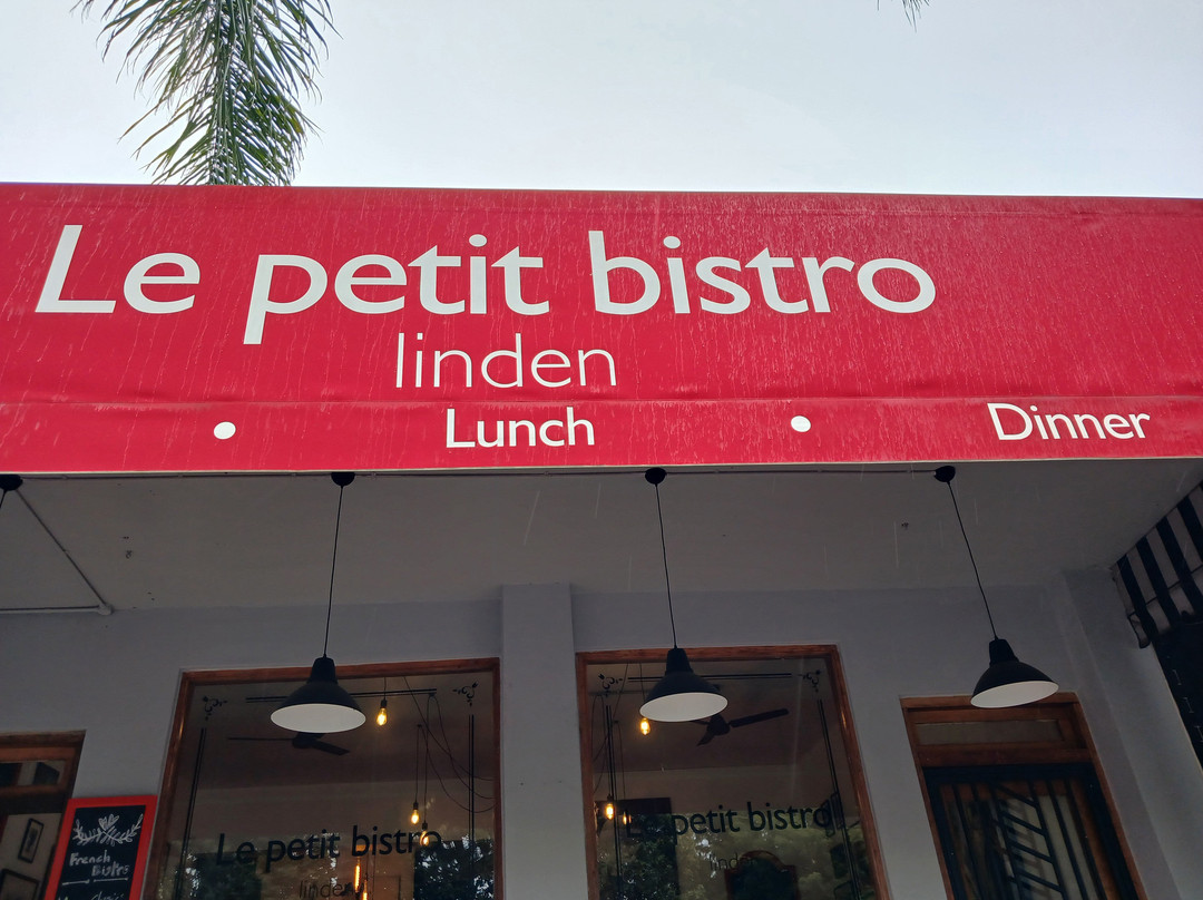 Le petit Bistro