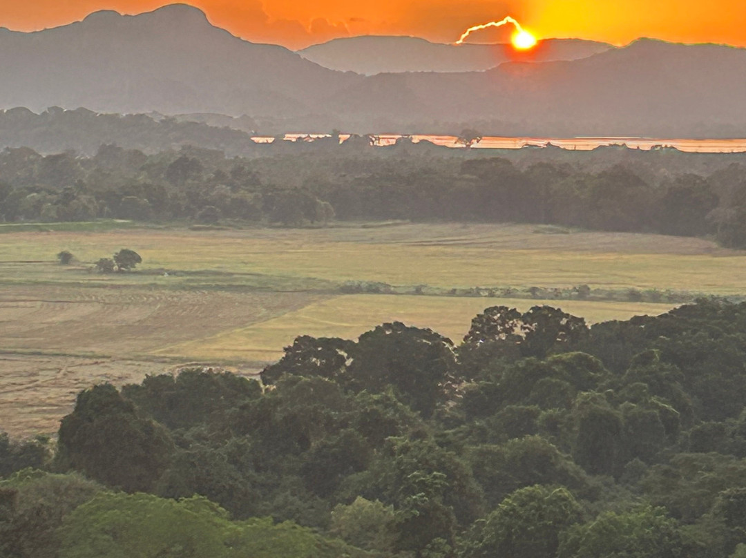 Sun Rise Ballooning-丹布拉必去景点
