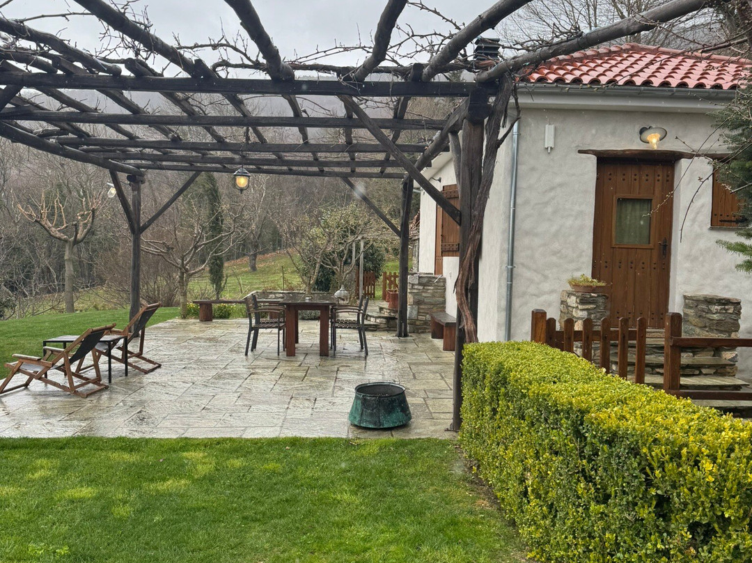 Karaiskos Farm-沃洛斯必去景点